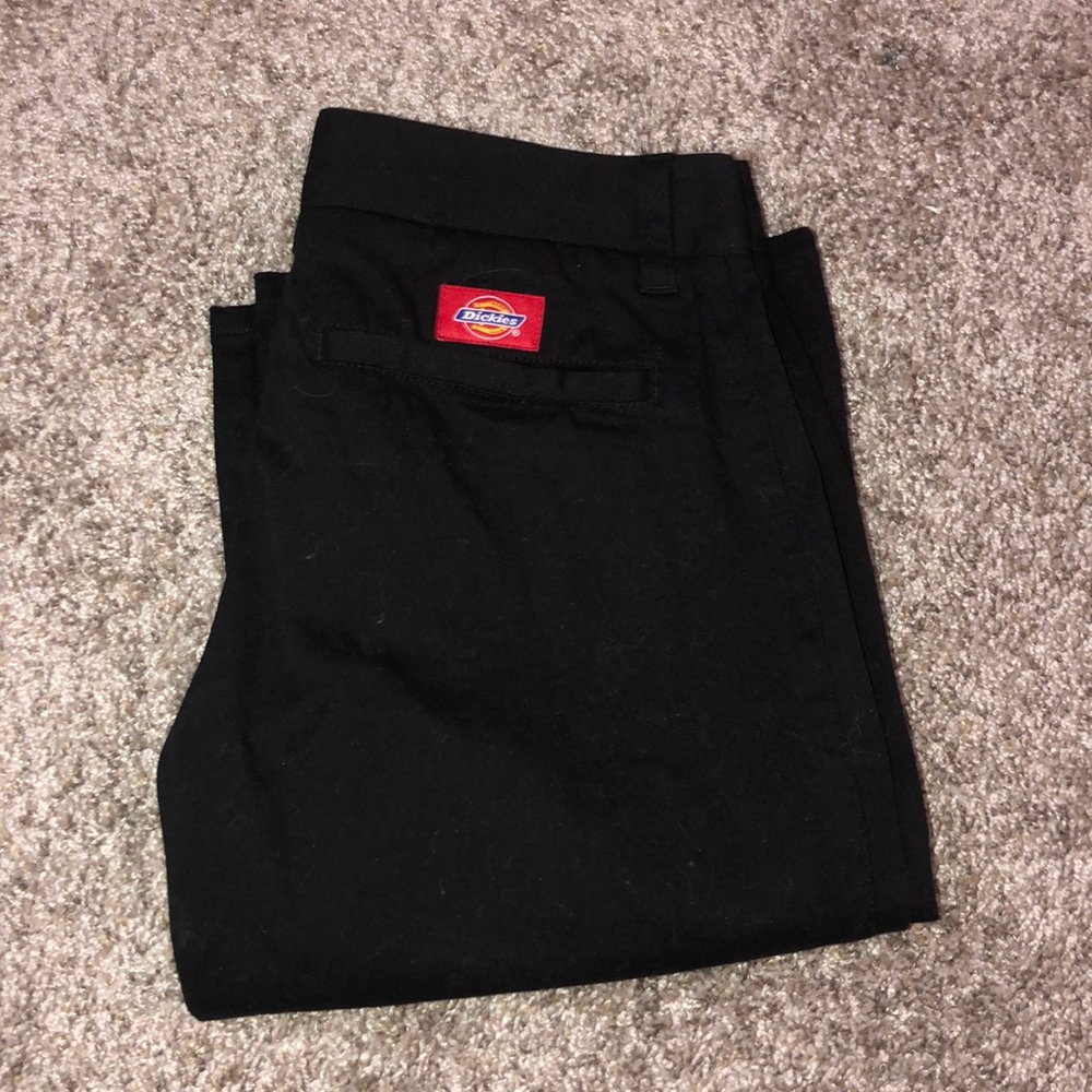 **SOLD**Women’s Dickies Bootcut Pants:)